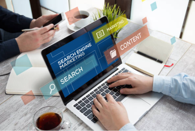 Các công cụ tìm kiếm tìm kiếm gì khi xếp hạng các trang web?